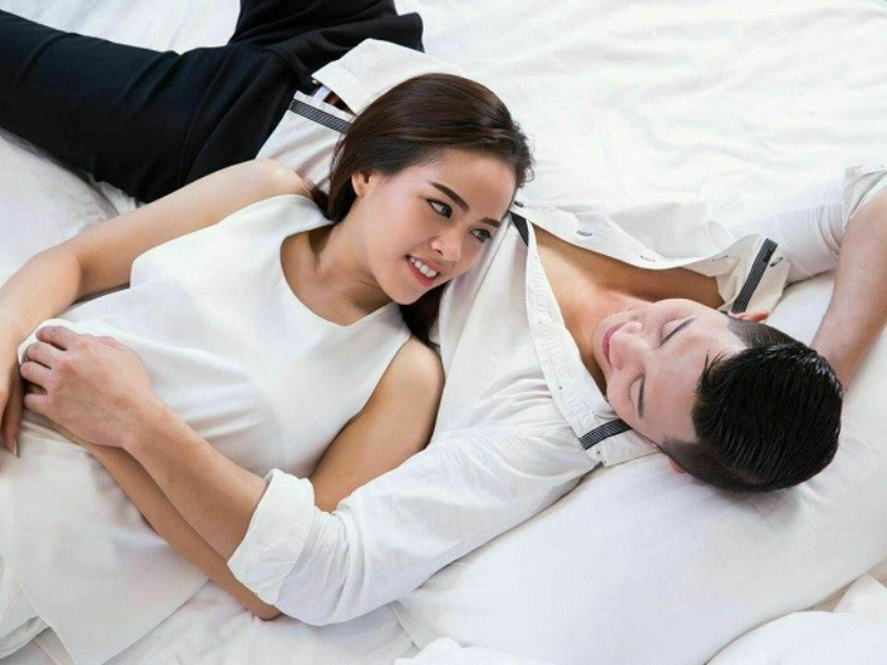 Sau thời kỳ rụng trứng, việc ham muốn tình dục có giảm đi không? Sau thời kỳ rụng trứng, việc ham muốn tình dục có giảm đi không?